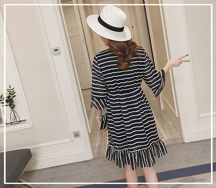 ชุดคลุมท้อง ชุดลุกไม้ฉลุรู แขนระบาย กระดุมเปิดให้นมได้ อกสม๊อค มีเชือกผูก มีซับใน M,L,XL,XXL