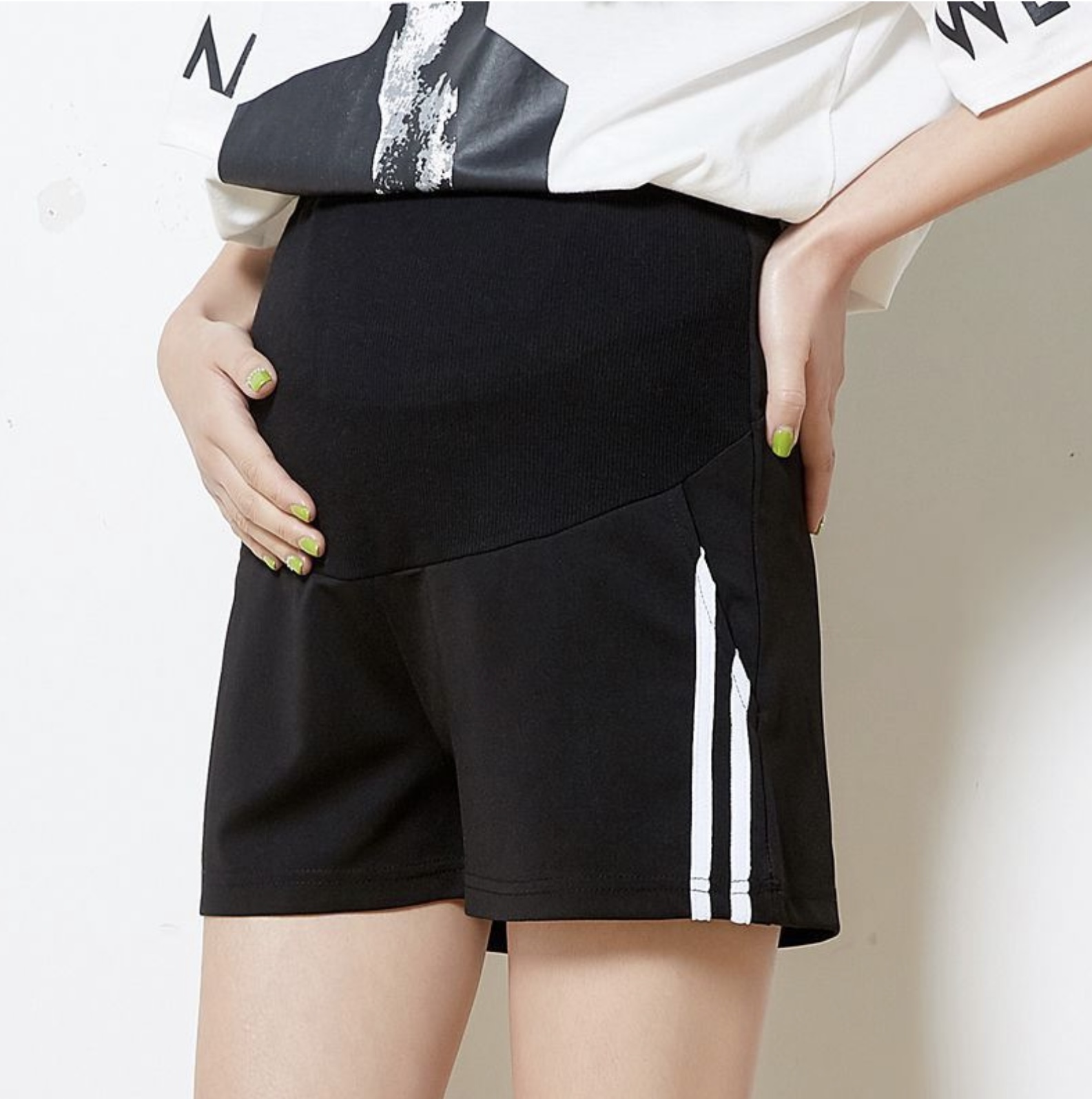 กางเกงคนท้องแฟชั่นเกาหลี ขาสั้นข้างแถบ sport มากัน 3 สี มีผ้าพยุงครรภ์ ผ้านิ่มใส่สบายมากๆ M,L,XL,XXL