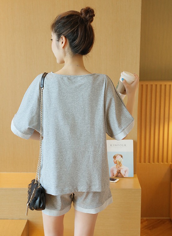 ชุดเสื้อกางเกงเปิดให้นม ผ้านิ่มใส่สบาย มีกระเป๋าข้าง ปรับขนาดครรภ์ได้ M,L,XL,XXL