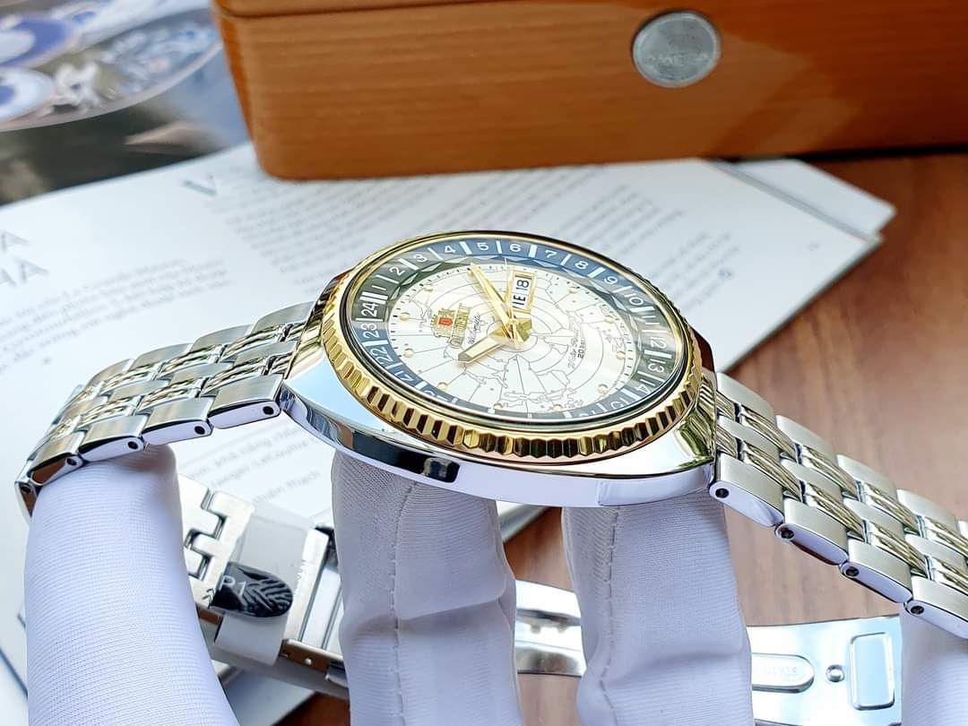 Orient RA-AA0E01S19B นาฬิกาผู้ชาย World Map Revival Automatic Men's Watch