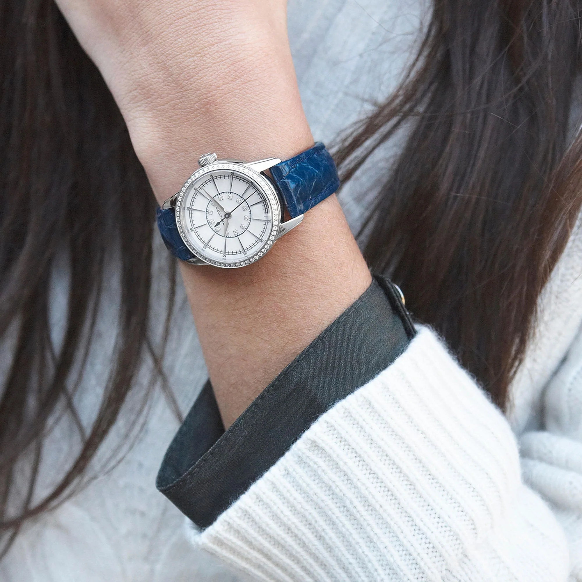 Hamilton H40391691 นาฬิกาผู้หญิง AMERICAN CLASSIC RAILROAD LADY QUARTZ Women's Watch