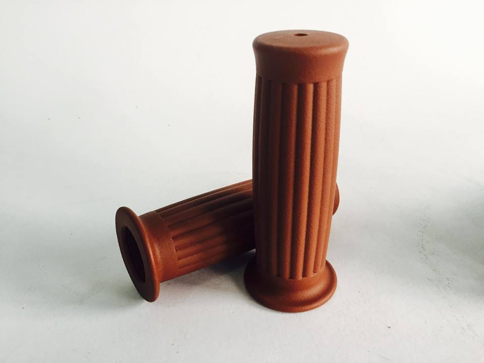 ปลอกมือสีน้ำตาล(มีหลายลาย)ขนาด1นิ้ว