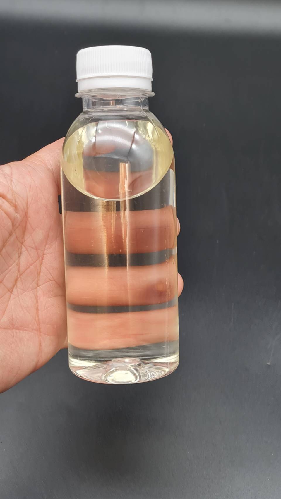 กาวน้ำติดทองเปลววิทยาศาสตร์ ใช้แทนสีเฟลก สำหรับงานปิดทองแท้หรือทองญี่ปุ่นใช้แทนสีเฟ็กซ์ หรือ สีเฟล็ก