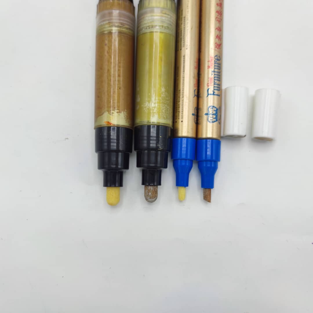 ปากกาเพนต์สีทองสำหรับงานเฟอนิเจอร์ gold pen หรือซ่อมแซมเครื่องประดับที่ปิดทอง