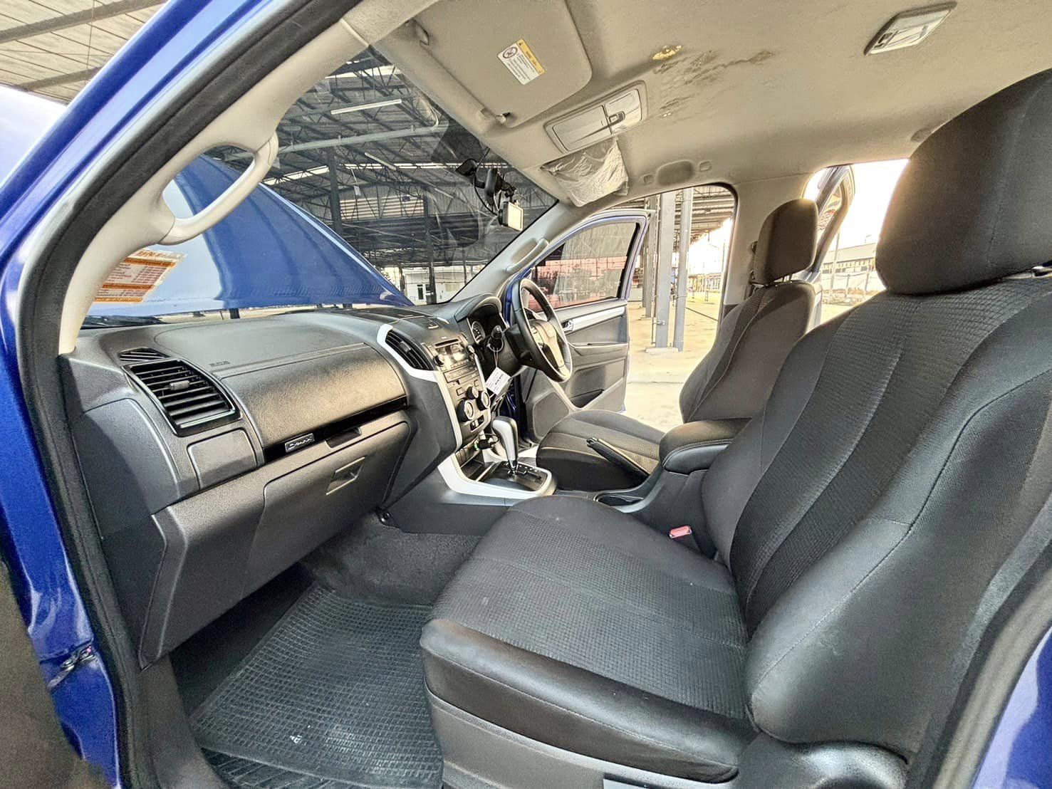 Isuzu All New Dmax Cab4 Hilander 1.9Z DDI AT 2018