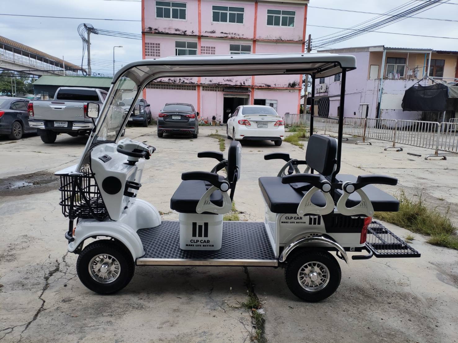 รถไฟฟ้า 4 ล้อ 6 ที่นั่ง (คนไซส์ใหญ่) รุ่น M-01ฺB BIG PLUS ยี่ห้อ CLP CAR ขับแฮนด์บิด