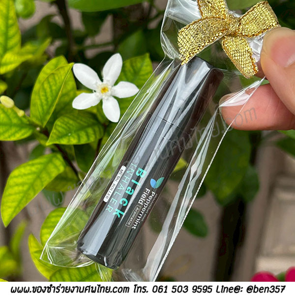 ของชำร่วยงานศพ ยาหม่องน้ำลูกกลิ้ง เปปเปอร์มินต์ฟิลด์ BLACK 5cc. Roller (OT) สั่งซื้อขั้นต่ำ 100 ชิ้น ใส่ถุงพลาสติกแก้ว 45.-/ ใส่ถุงผ้า 47.-/ ถุงผ้าโบว์ 48.-