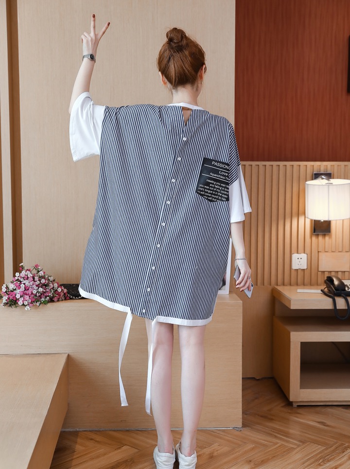 ชุดคลุมท้องแฟชั่นใส่ได้ 2ด้าน ด้านเป็นคอกลมอีกด้าน อีกด้านเป็นลายมีกระเป๋าข้าง น่ารักมาก M L XL XXL