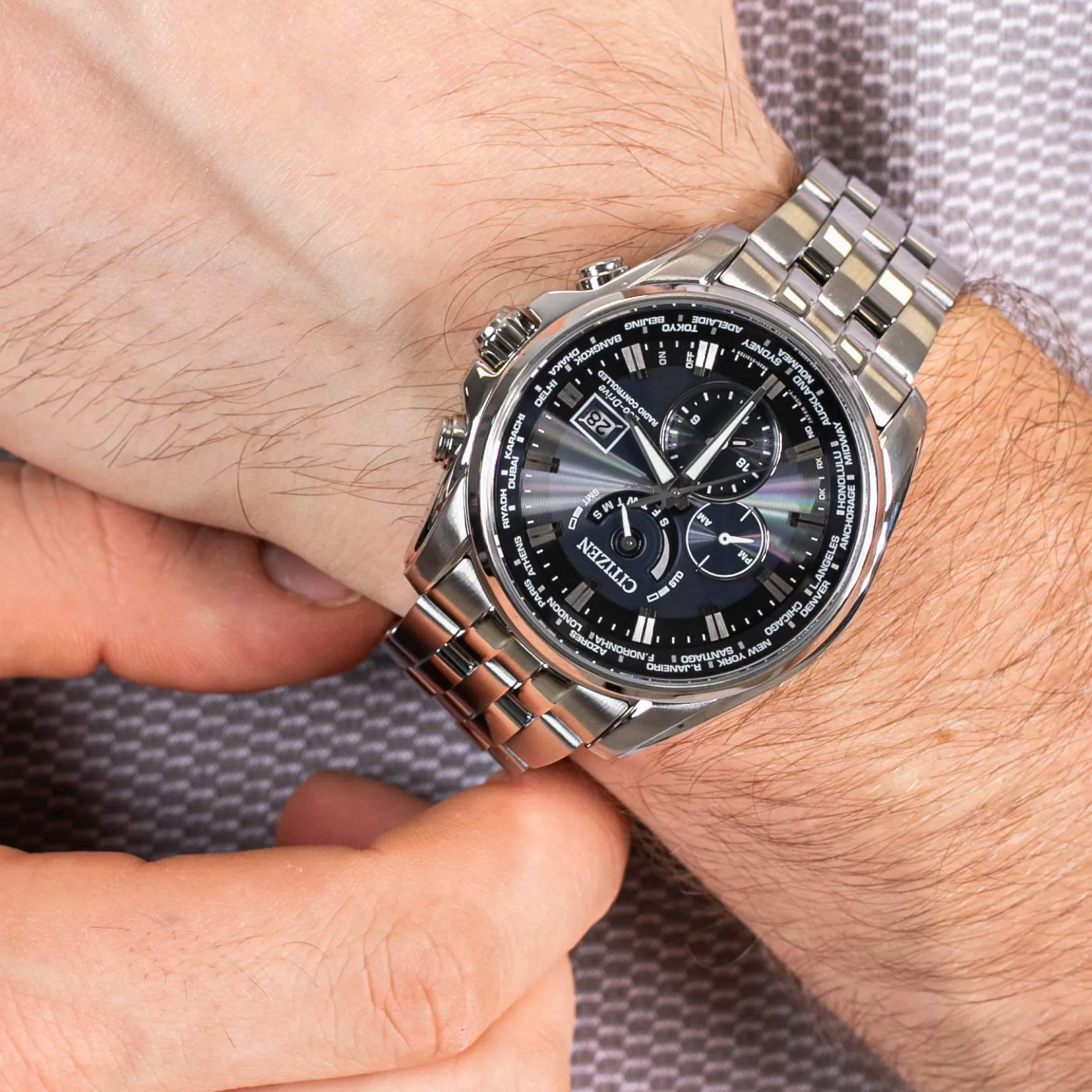 Citizen AT9030-55L นาฬิกาข้อมือผู้ชาย Eco-Drive Promaster Global Radio Controlled World Time Men's Watch