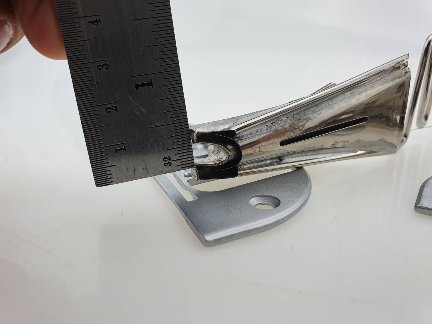 ซองกุ้นขอบผ้าแบบเปลี่ยนชุดฟันสำหรับผ้าหนาปากซองกว้างเป็นพิเศษ สำหรับ กุ้นขอบเสื่อ หรือ แผ่นหนังหนา ขนาด 32-60 มิลลิเมตร