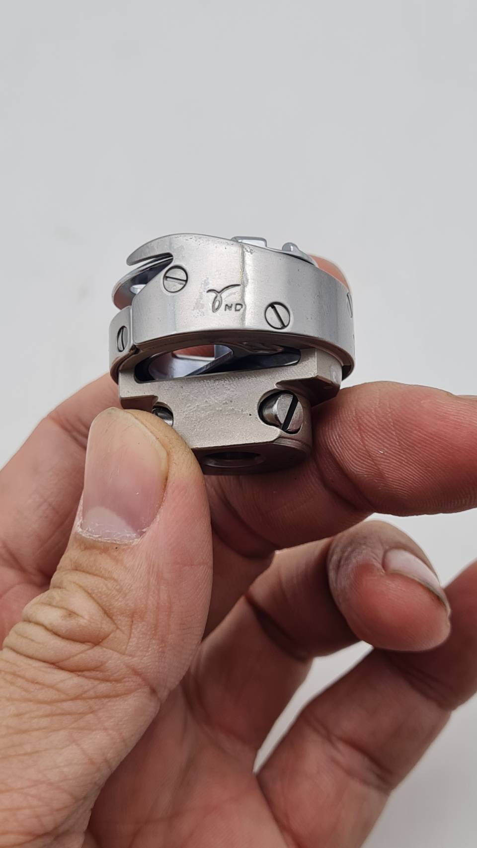 โรตารี่จักรเย็บผ้าอุตสาหกรรมของแท้ สำหรับงานผ้าบาง DHS-73.94Bใช้งานดีด้ายไม่กระโดด ติดตั้งได้ง่าย