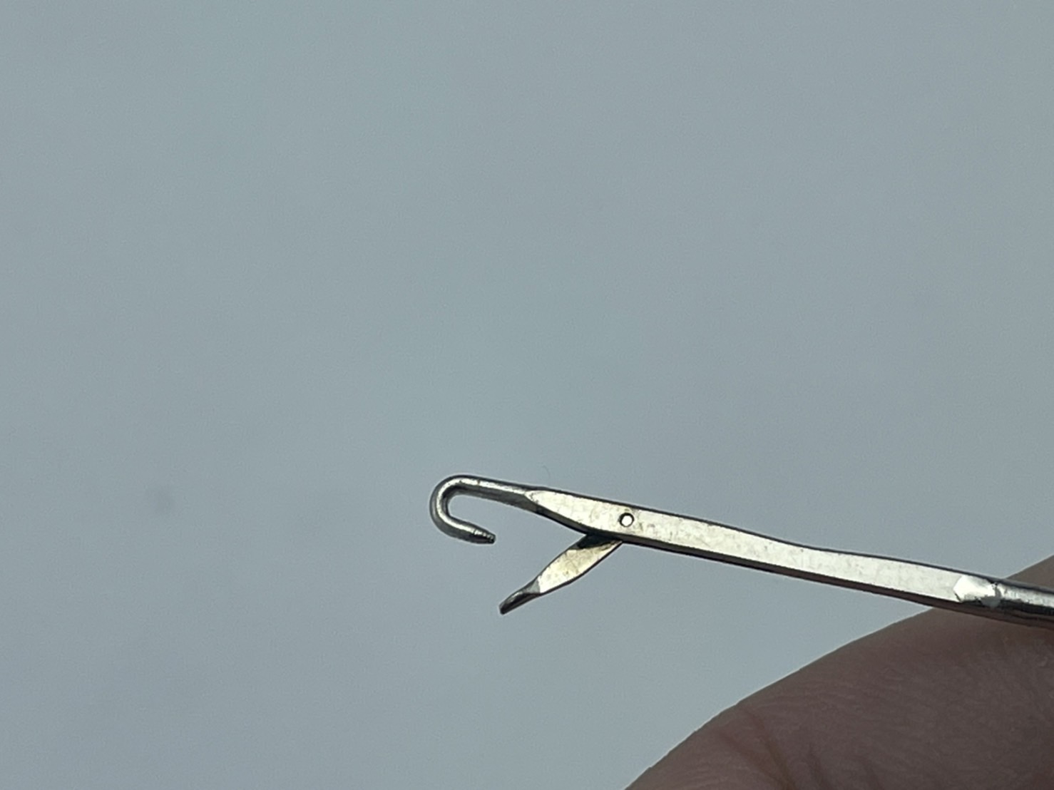 อุปกรณ์กลับไส้ไก่ เข็มกลับไส้ไก่ ที่กลับไส้ไก่ ยาว 26 เซนติเมตร สำหรับใช้กลับไส้ไก่