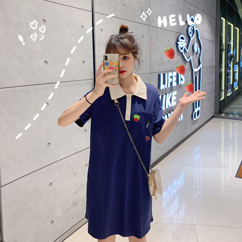 เดรสคลุมท้องแฟชั่น ผ้าคอตต้อนคอปก มีกระเป๋าหน้า ผ้าเนื้อนิ่ม มีเข็มกลัดสตอเบอรี่ให้ด้วย