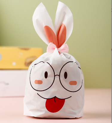 ถุงผูกหูกระต่าย ขนาด 13.5x22 ซม. แพ็คละ 47-50 ใบ (ชุดที่ 3/3)