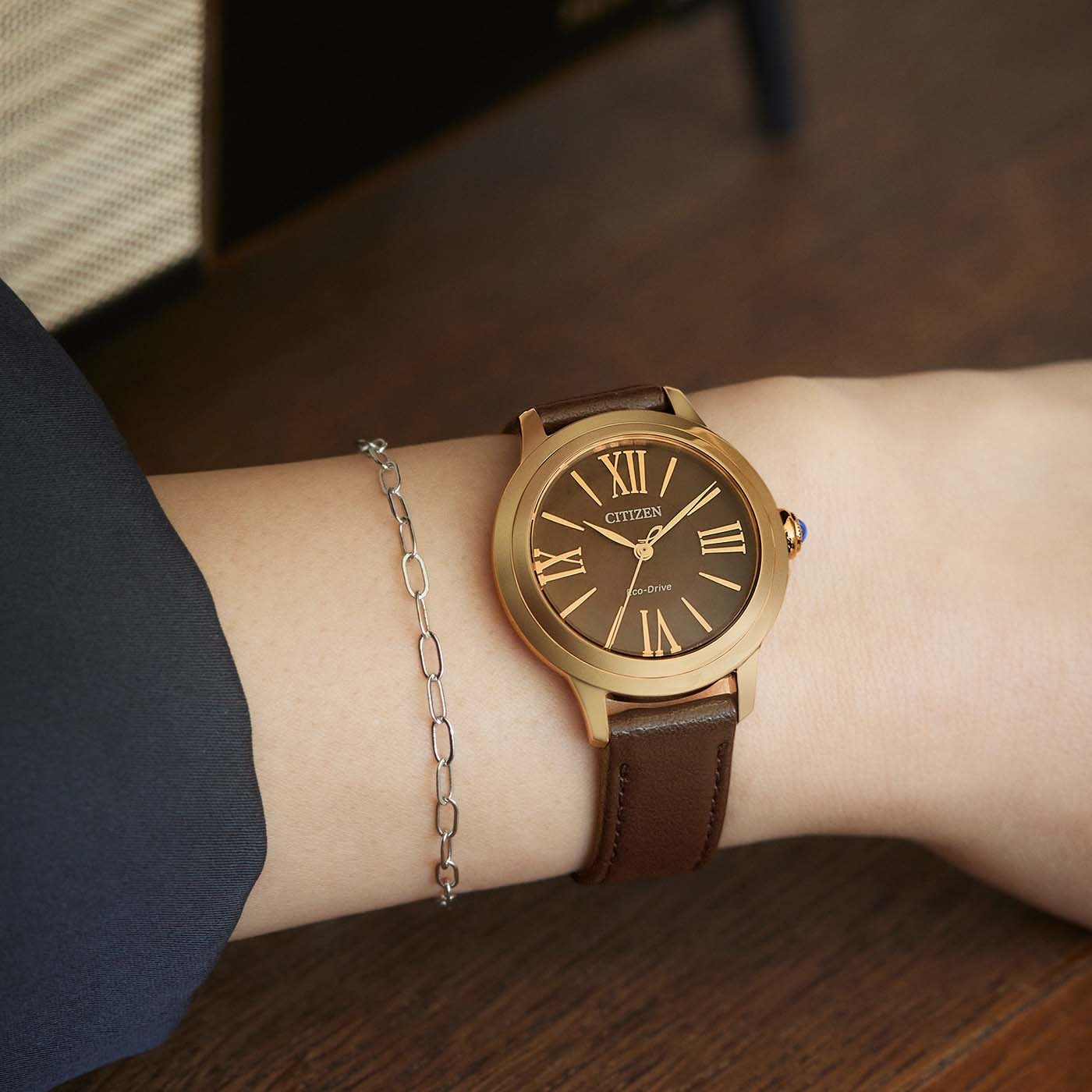 Citizen EM1163-09X นาฬิกาผู้หญิง Citizen l ROUND Collection Eco-Drive Women's Watch