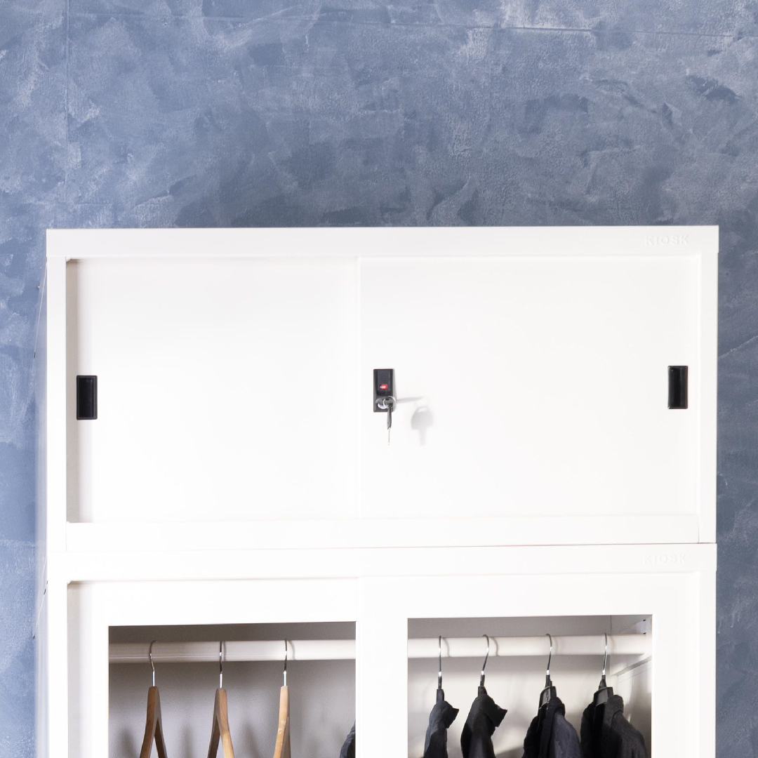 ตู้เสื้อผ้าบานเปิด