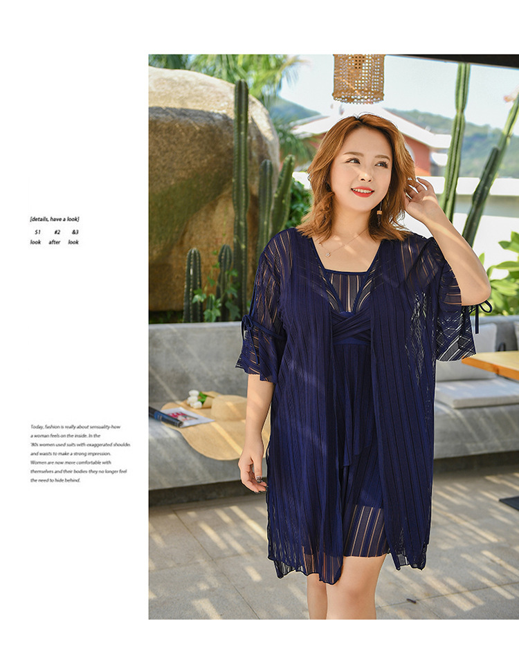 ชุดว่ายน้ำคนอ้วน 6xlพร้อมส่ง :ชุดว่ายน้ำไซส์ใหญ่สีน้ำเงินแต่งผ้าลายทางมาพร้อมเสื้อคลุม set 2ชิ้นมีชุดติดกางเกงขาสั้นด้านในและเสื้อคลุมแบบสวยน่ารักมากๆจ้า:รอบอก44-54นิ้ว เอว38-50นิ้ว สะโพก42-54นิ้ว เสื้อคลุมรอบอกกว้าง56นิ้ว