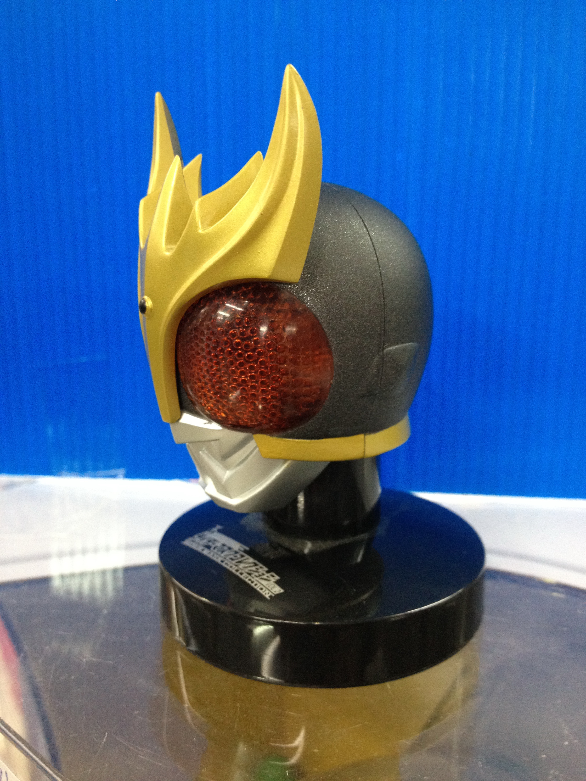 Limited Masked Rider Collection 1/6 - Masked Rider Kuuga Ultimate Form