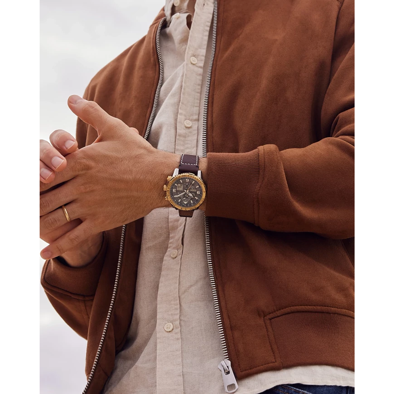 Citizen JY8084-17H นาฬิกาผู้ชาย Eco-Drive Promaster World Time Perpetual Alarm GMT Chronograph Men's Watch