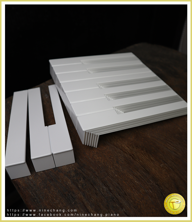 UP White key สีงาช้าง(Kawai)