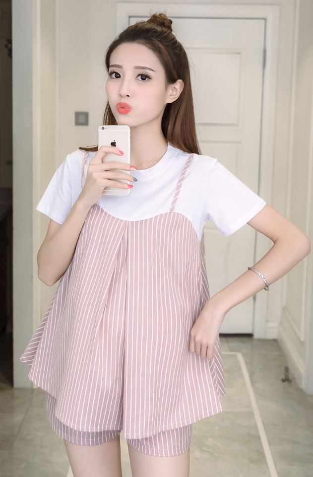 ชุดเสื้อ+กางเกงคนท้อง ชมพูลายขาว เอี๊ยมหลอก แบบน่ารัก กางเกงมีสายปรับขนาดภรรภ์ M,L,XL,XXL