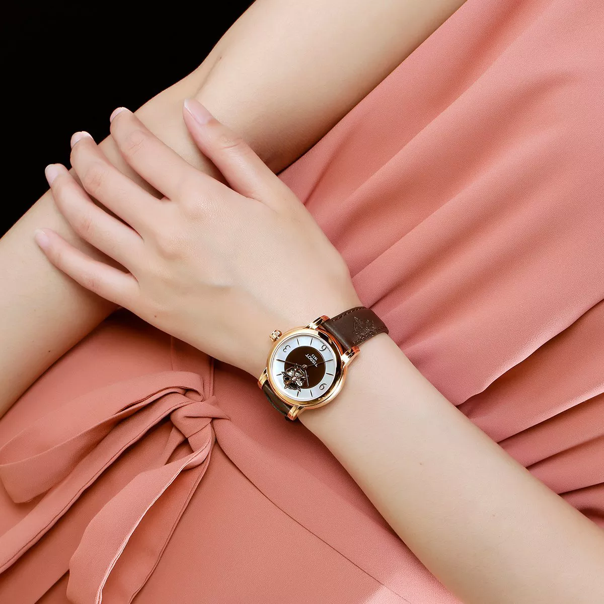 Tissot T050.207.37.117.04 นาฬิกาผู้หญิง Automatic Women's Watch