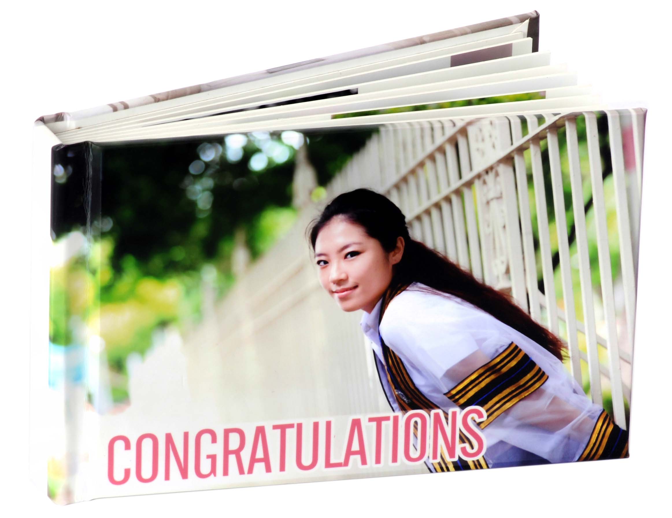 ของขวัญวันรับปริญญา PhotoBook ขนาด 4x6 นิ้ว แนวนอน 20หน้า ปกแข็งพิเศษ เคลือบร้อน