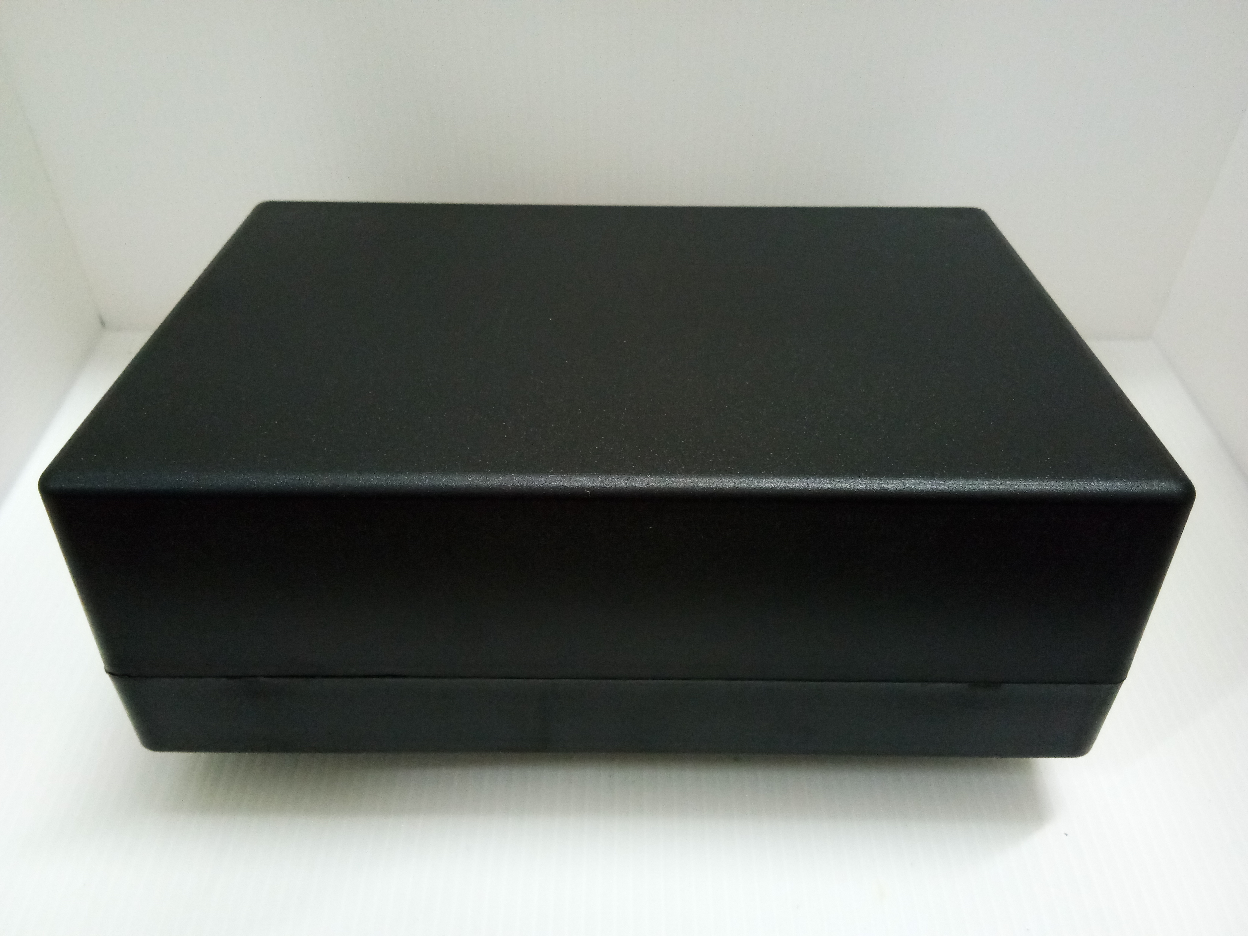 กล่อง 128x193x70 mm