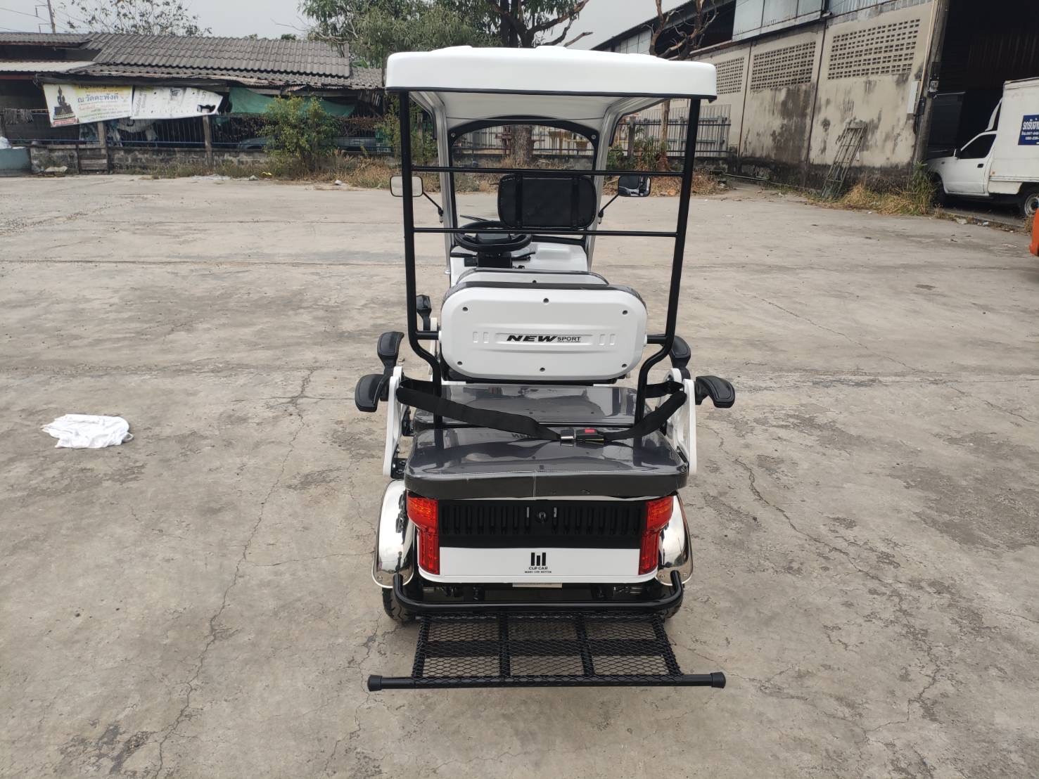 รถกอล์ฟไฟฟ้า 4 ล้อ 6 ที่นั่ง รุ่น M-04T ขับแบบพวงมาลัย