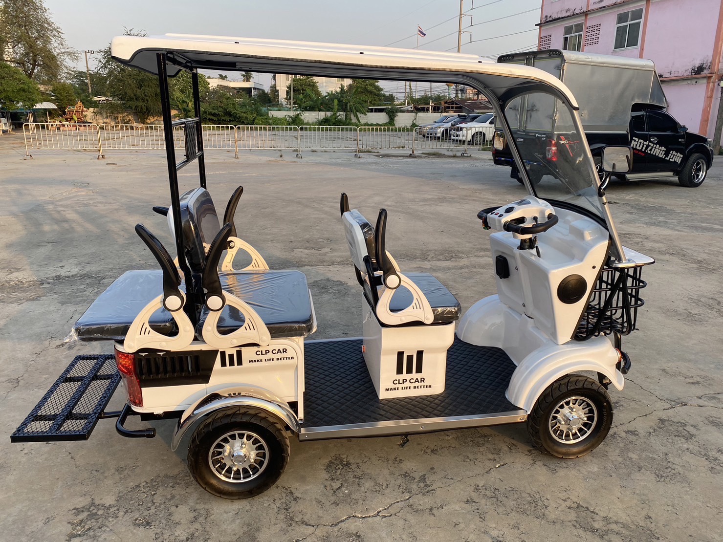 รถไฟฟ้า 4 ล้อ 4-5 ที่นั่ง รุ่น M-01T ยี่ห้อ CLP CAR ขับแฮนด์บิด