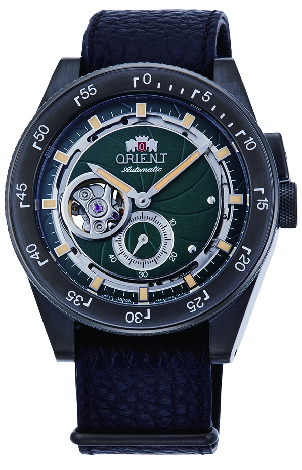 Orient RA-AR0202E10B นาฬิกาผู้ชาย Retro Future Camera Automatic Men's Watch