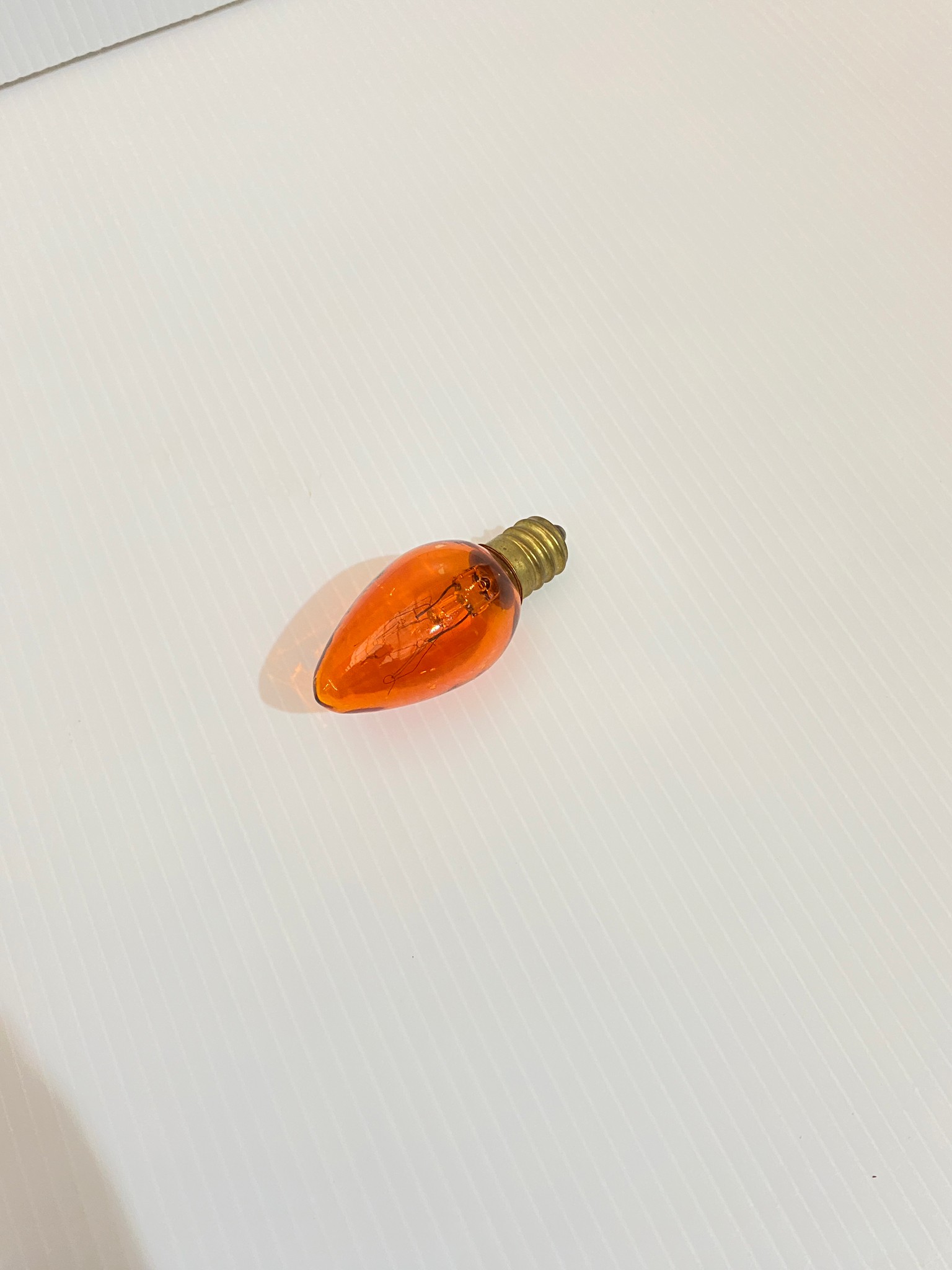 หลอดจำปาขั้ว E12 หลอดไฟ เจ้าที่ ศาลพระภูมิ 7W สีแดง สีม่วง สีส้ม