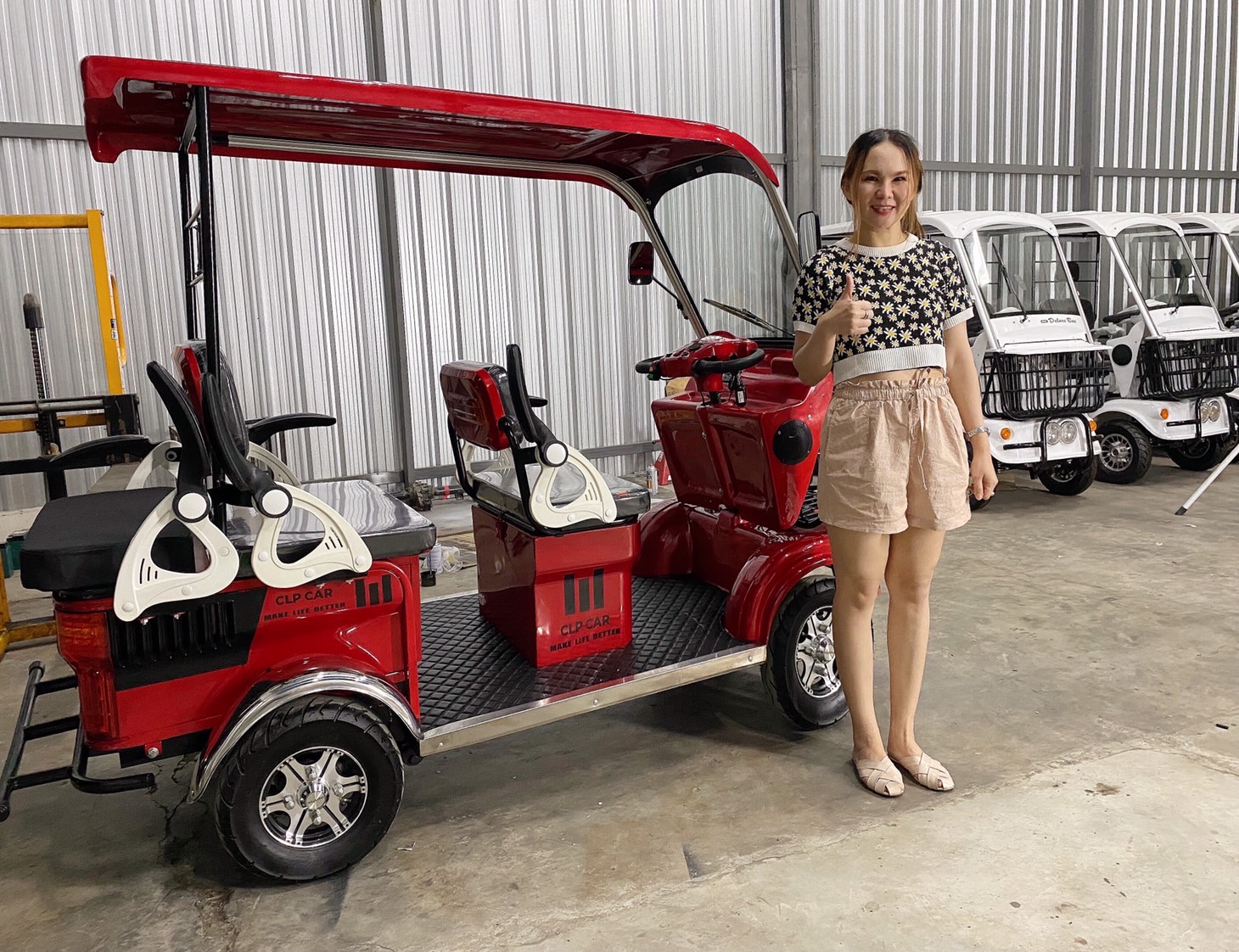 รถไฟฟ้า 4 ล้อ 4-5 ที่นั่ง รุ่น M-01T ยี่ห้อ CLP CAR สีแดง ขับแฮนด์บิด