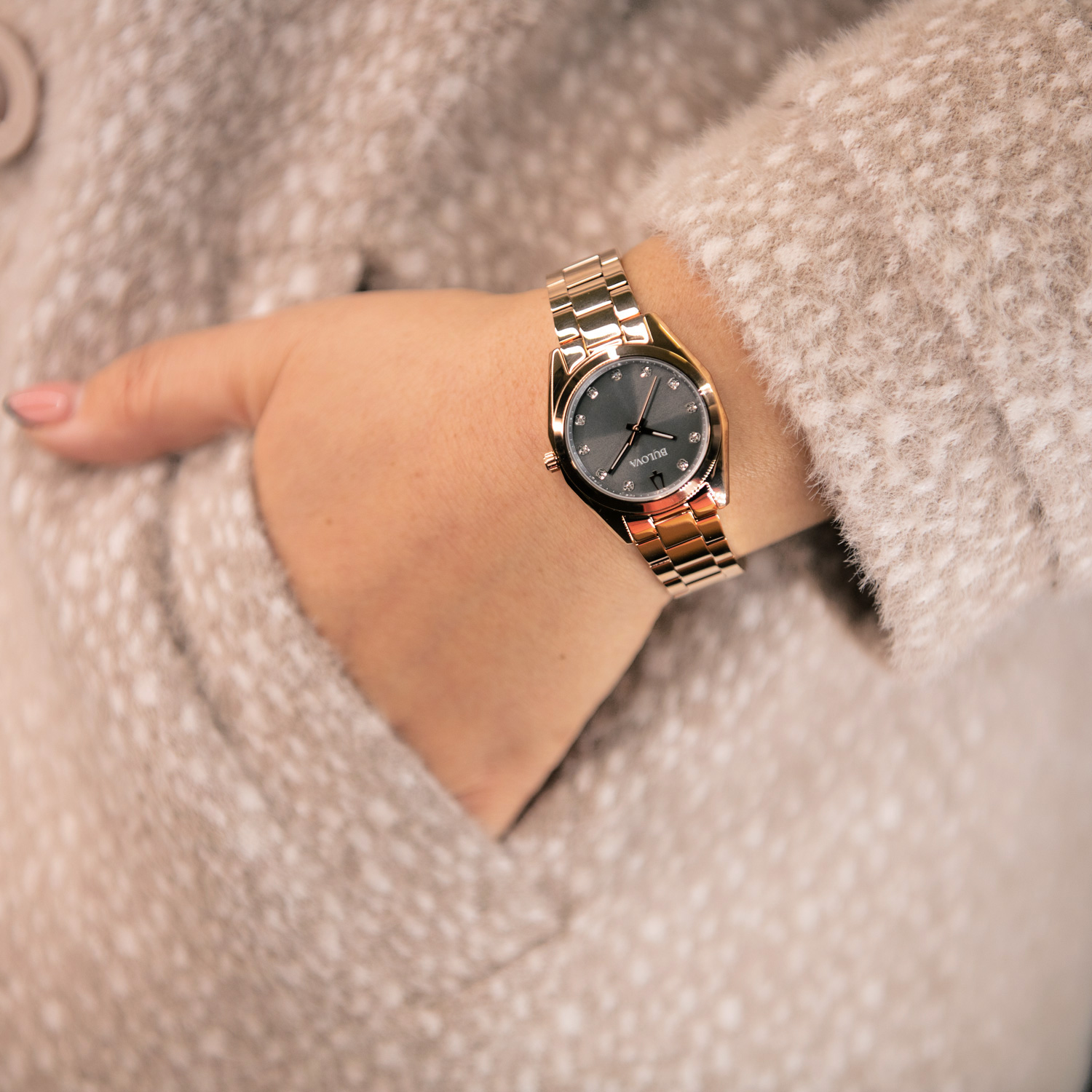 Bulova 97P156 นาฬิาผู้หญิง Surveyor Diamond Quartz Women's Watch