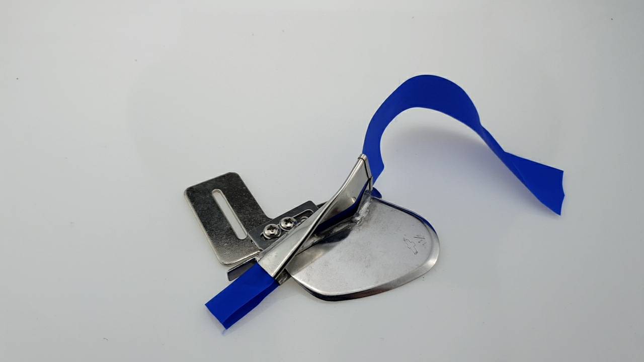 ซองกุ้น ซองกุ๊นแบบพับครึ่ง ขนาด1/2(12.5มม) ถึง 1 1/4 ( 32 มม) ติดตั้งง่ายไม่ต้องเปลี่ยนฟันจักรและแป้น สำหรับจักรอุตสาหกรรมเข็มเดี่ยว