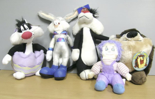 ตุ๊กตาชุดตัวการ์ตูนหลัก 5 ตัว Looney Tunes ขนาด 8-11 นิ้ว