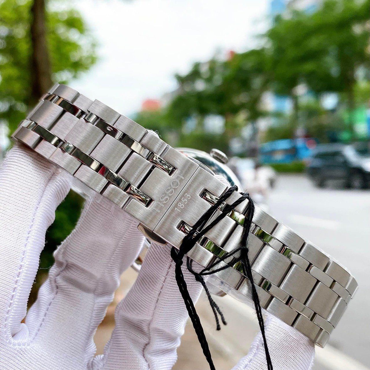 Tissot T099.408.11.058.00 นาฬิกาผู้ชาย Classic Swissmatic Automatic Men's Watch