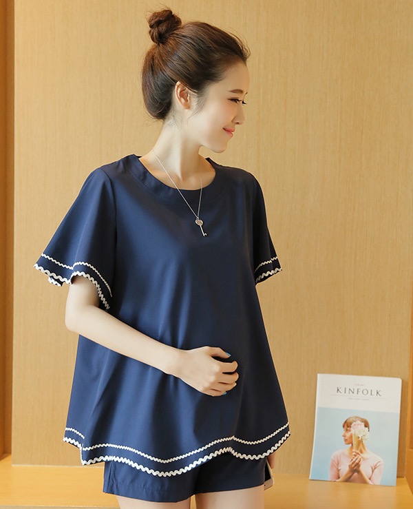 ชุดเสื้อคลุมท้อง+กางเกงขาสั้น ผ้าเนื้อละเอียด แขนระบาย กางเกงปรับขนาดครรภ์ได้ M,L,XL,XXL