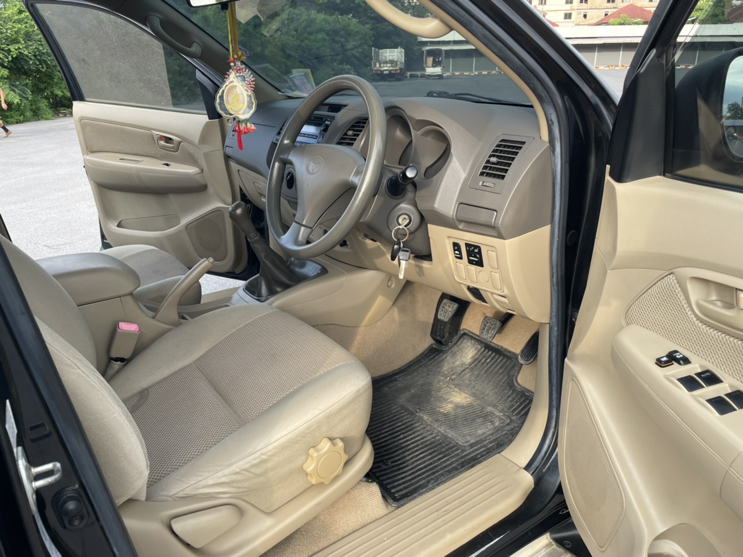 Totota Vigo 2.5E Prerunner Double Cab VN Turbo MT 2009