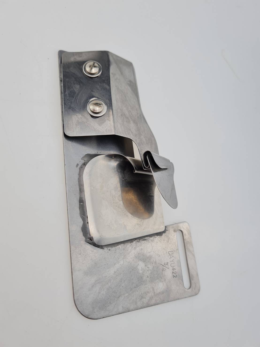 ซองกุ๊นต่อสาบหลังเสื้อ สำหรับจักรเย็บผ้าอุตสาหกรรมเข็มเดี่ยว สำหรับต่อผ้า 3 ชิ้น เข้าด้วยกัน