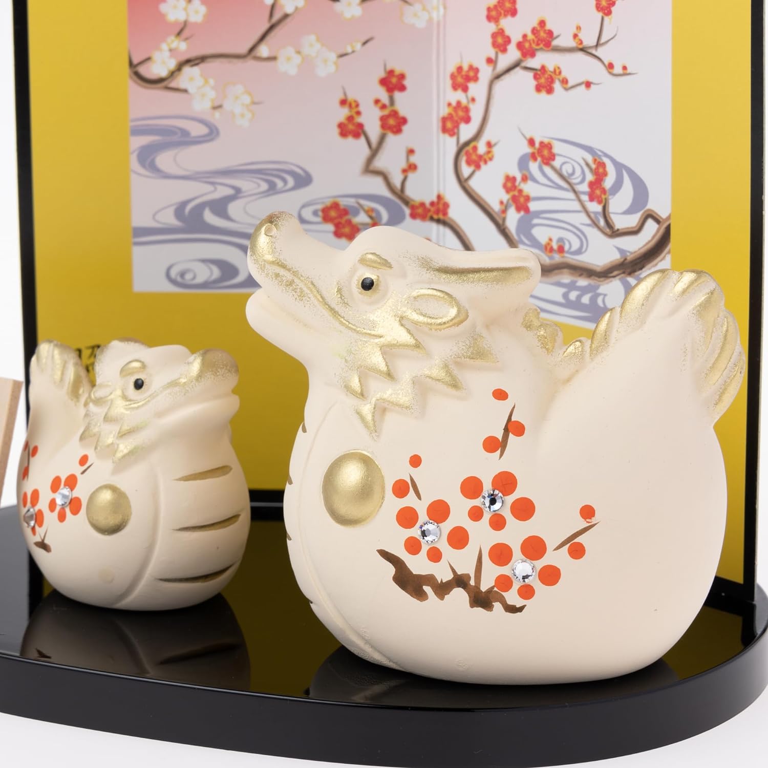 [PRE-ORDER] มังกรคู่ ลายดอกบ๊วยญี่ปุ่น ของมงคลญี่ปุ่น ฮวงจุ้ยโต๊ะทำงาน เสริมโชคลาภ ปีมังกร นำเข้าจากญี่ปุ่น ของตกแต่ง วันตรุษจีน Dragon Zodiac 2024