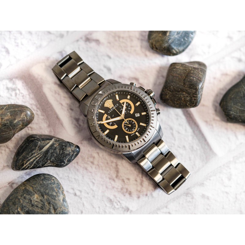 Versace VE2E00621 นาฬิกาผู้ชาย Chronograph Quartz Men's Watch