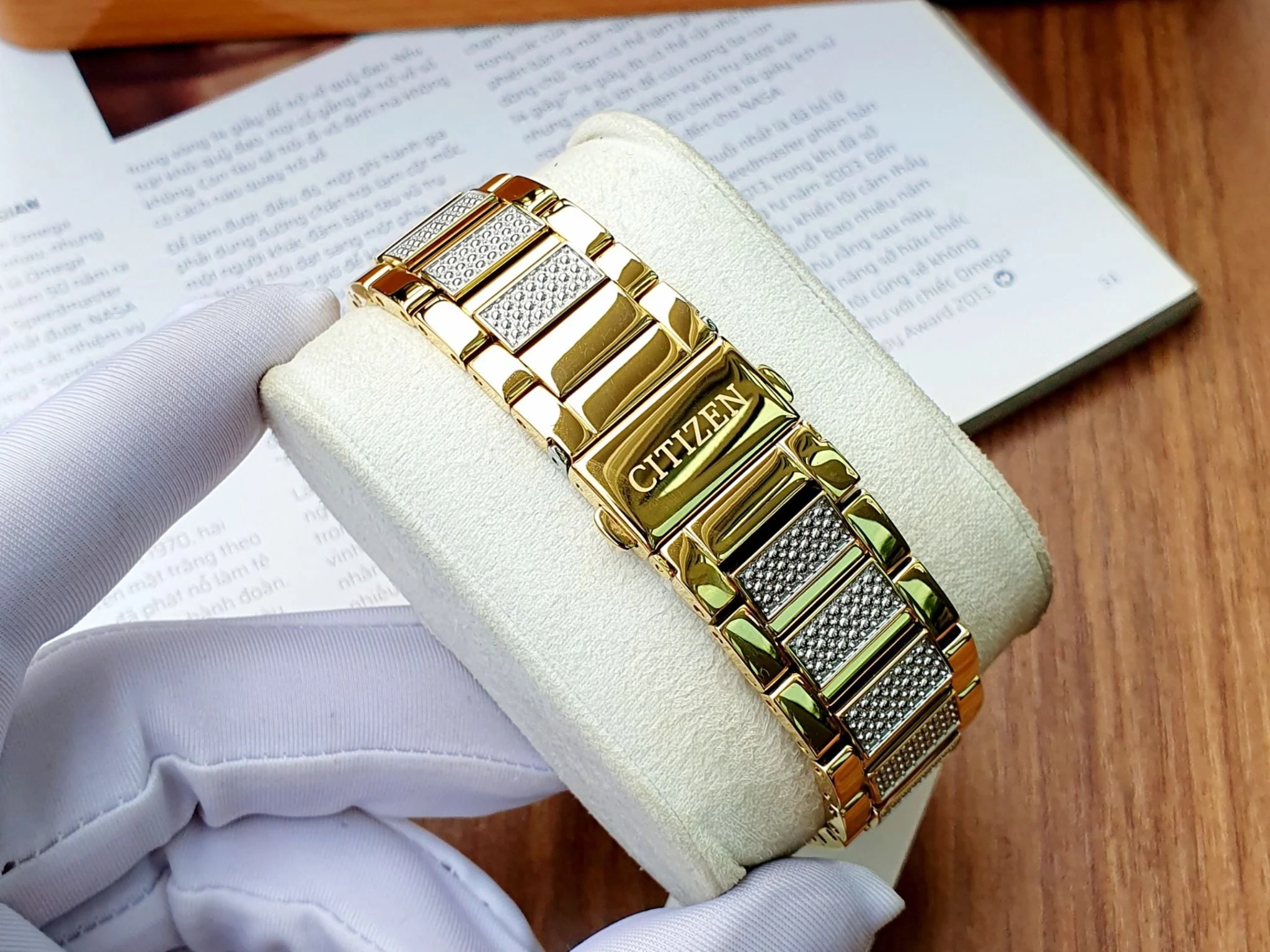 Citizen CA0752-58E นาฬิกาผู้ชาย Eco-Drive Men's Watch