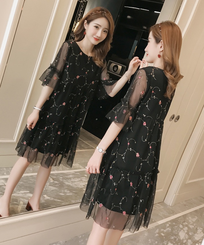 ชุดคลุมท้องเปิดให้นมแฟชั่น ผ้าชีฟอง ช่วงแขนซีทรู เปิดให้นมแนวนอน ลายดอกไม้ M L XL XXL