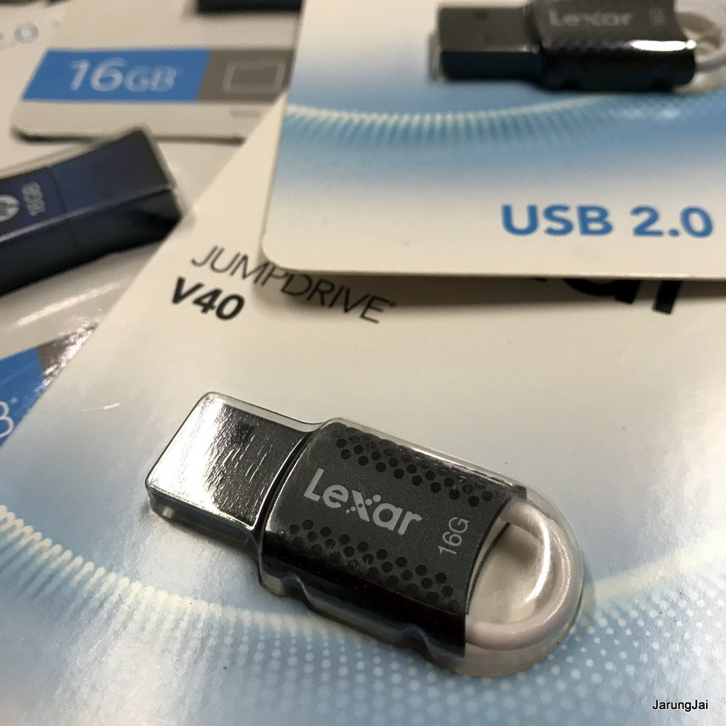 สื่อการเรียนการสอน บรรจุใน usb flashdrive คละชุด