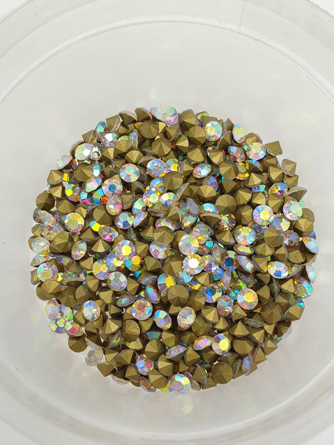 เพชรคริสตัลก้นแหลมขนาด 4.4มิลลิเมตร (SS18) เพชรคริสตัลสำหรับงานเครื่องประดับ Crystal