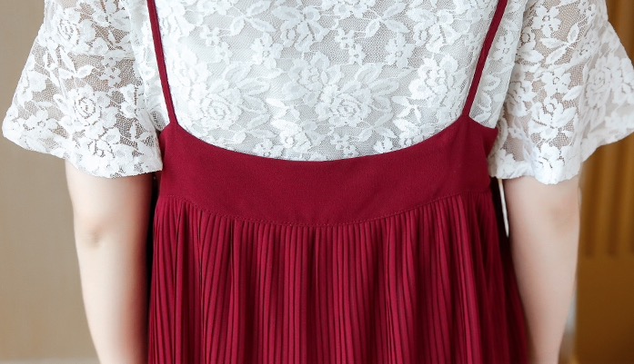 เอี๊ยมกระโปรงคลุมท้องยาว ผ้าชีฟองอัดพรีท มาพร้อมเสื้อลูกไม้น่ารักสีขาว M,L,XL,XXL