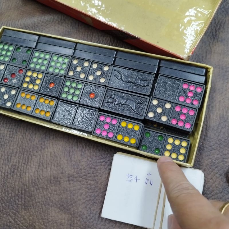 dominoes เกมกล่องโดมิโน่ ของเก่า ของสะสม ลดราคา ของโบราณ
