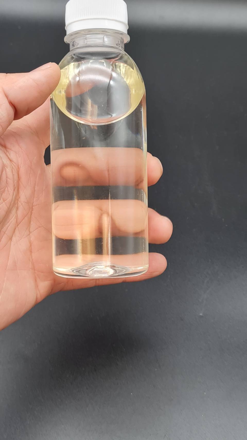 กาวน้ำติดทองเปลววิทยาศาสตร์ ใช้แทนสีเฟลก สำหรับงานปิดทองแท้หรือทองญี่ปุ่นใช้แทนสีเฟ็กซ์ หรือ สีเฟล็ก