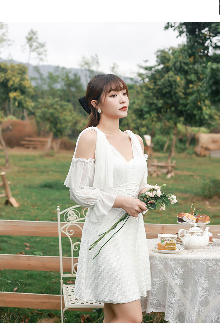 ชุดว่ายน้ำไซส์ใหญ่ 5xl พร้อมส่ง :ชุดว่ายน้ำคนอ้วนชุดเที่ยวทะเลสีขาวถักสายด้านหน้า แขนต่อถอดออกได้มีกางเกงขาสั้นใส่ด้านในแบบสวย sexyมากๆจ้า: ขนาด รอบอก 40 - 48 นิ้ว เอว 38 - 48 นิ้ว สะโพก 42 - 52 นิ้ว